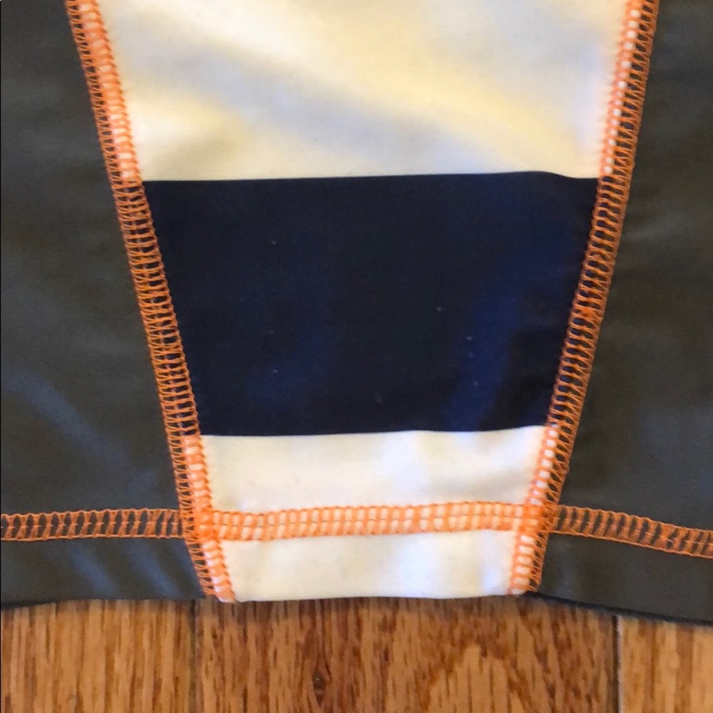 Trunks & rashguard - Picture 6 of 7